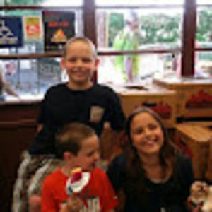 Meet your Posher, Eddie